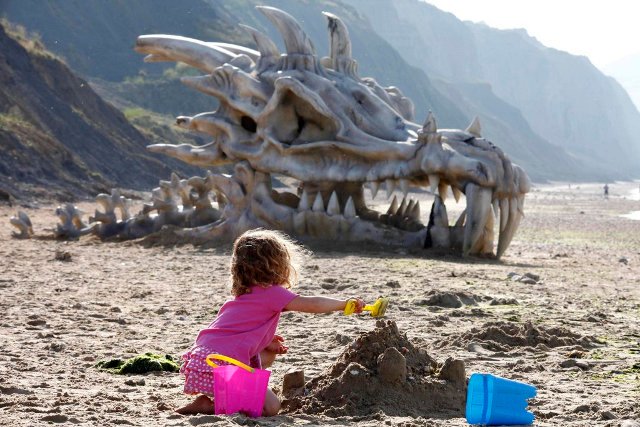 dragon-skull-beach-2