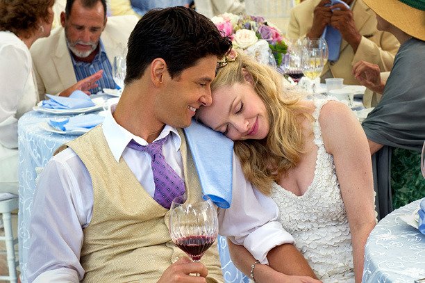 THE BIG WEDDING (2013) Ben Barnes and Amanda Seyfried