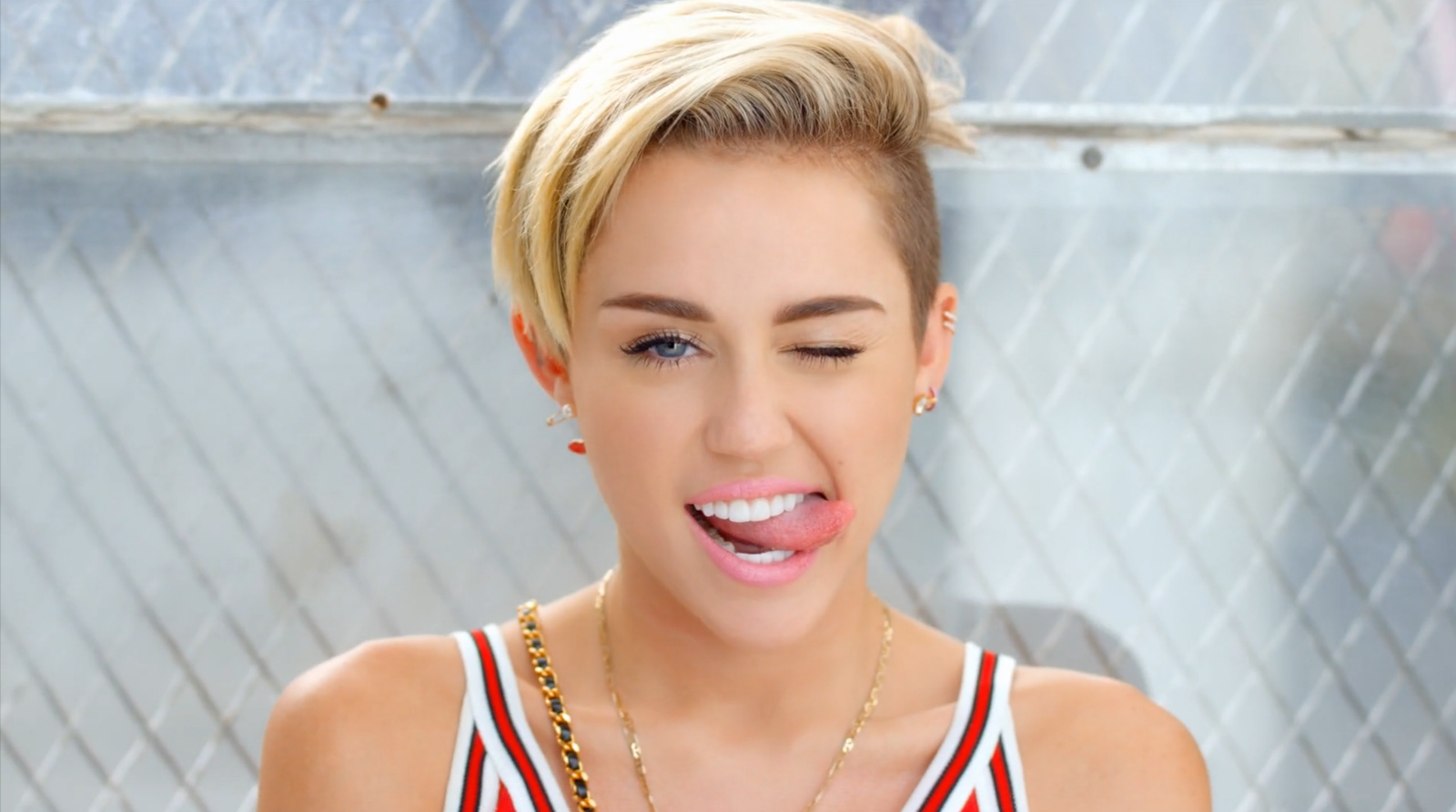 miley-cyrus-23