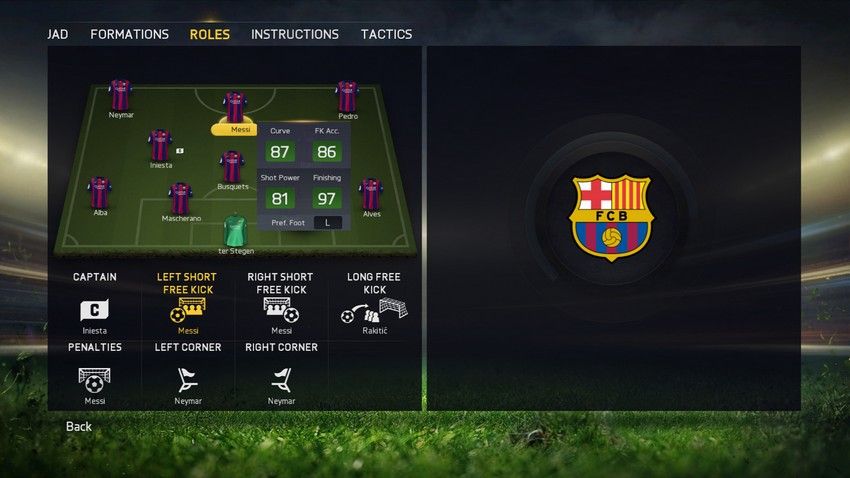 FIFA15_XboxOne_PS4_TeamManagement_Roles_PlayerSelected