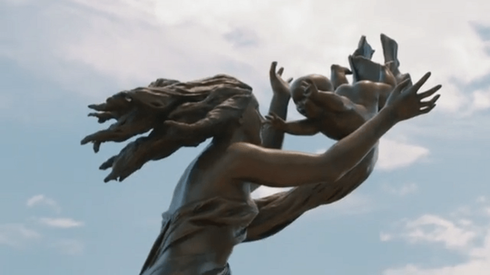 leftovers-trailer-shows-us-what-the-rapture-looks-like