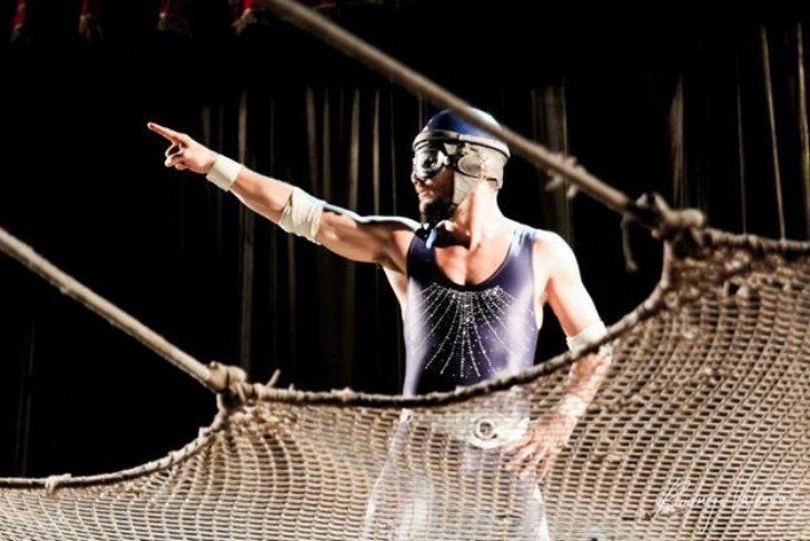 sangue_azul_2_daniel_oliveira_por_rodrigo_valena