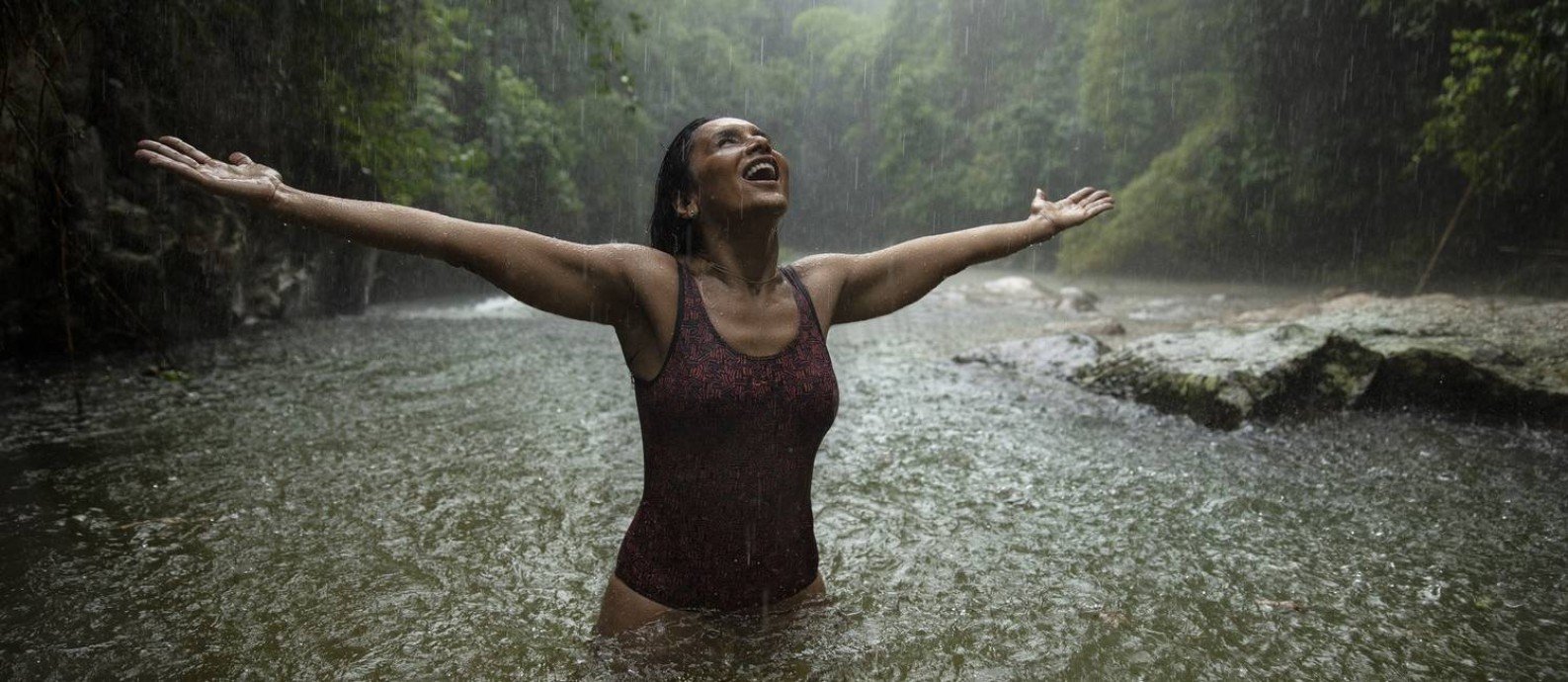 Pasárgada Dira Paes revista cinema Ambrosia