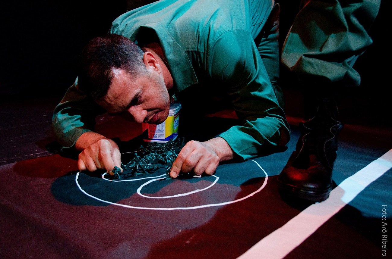 Verme Eluane Fagundes foto de Arô Ribeiro (5b)