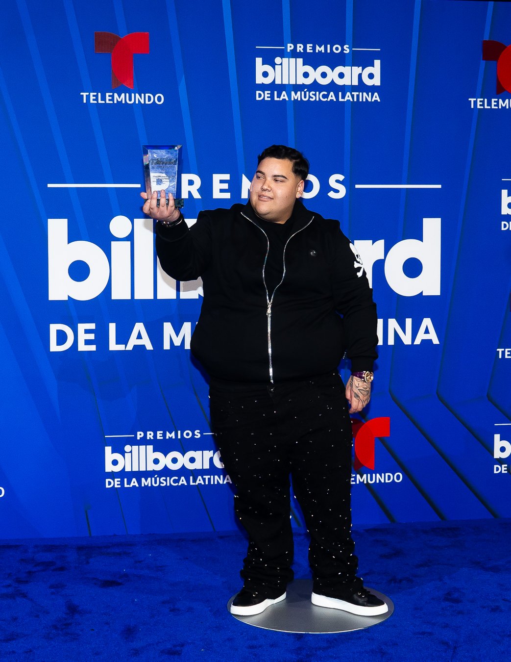 FloyyMenor Photo 1 by S'yiel Custodio