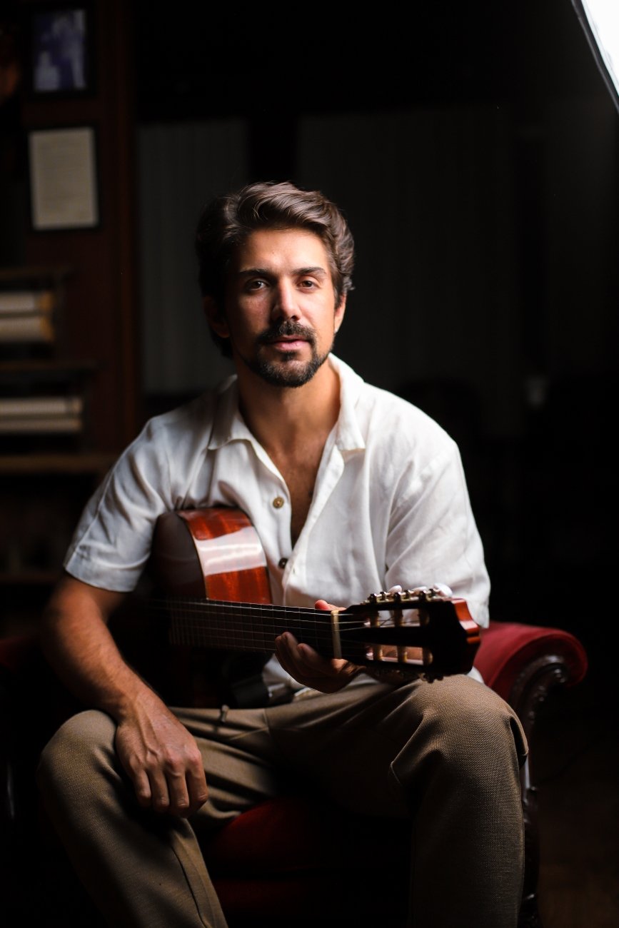 Gabriel Gonti por Júnior Silva