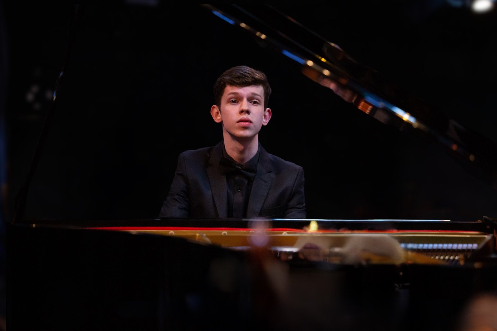 Pianista Tales Machado se apresenta no Festival Pianissimo, em abril