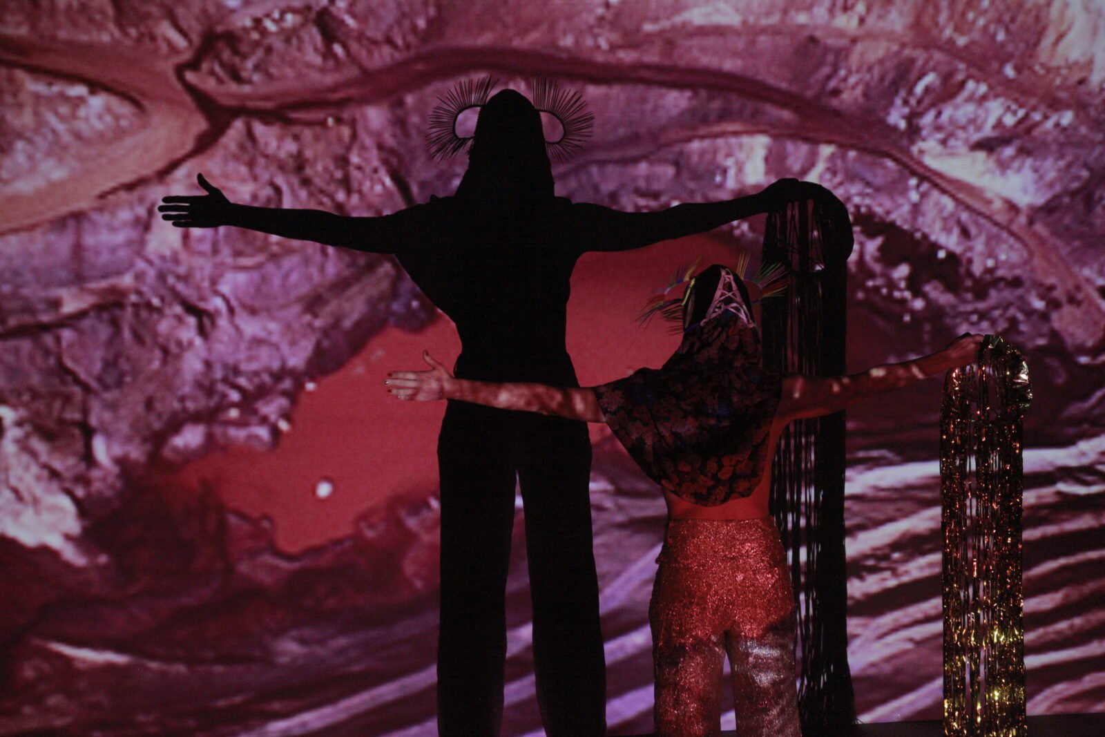 Espetáculo ZONA-DE-SACRIFICIO-FOTO-JOAO-BORGES