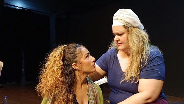 Otelo Beatriz Poza e Natalia Albuk foto Matheus Melchionna 732pcort