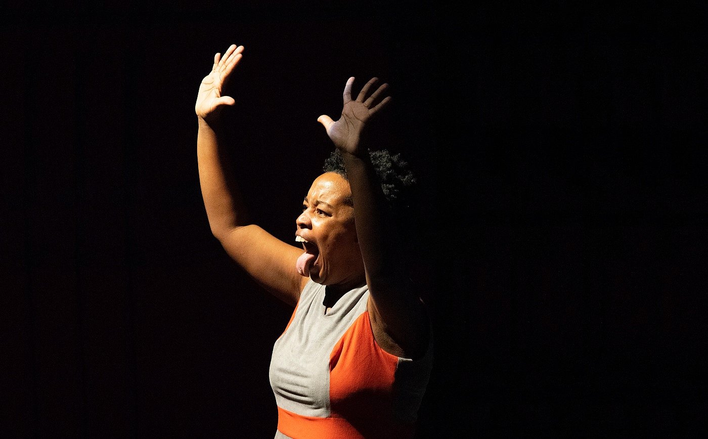 Cárcere ou Porque as Mulheres... (Jucimara C) foto de Weslei Barba b