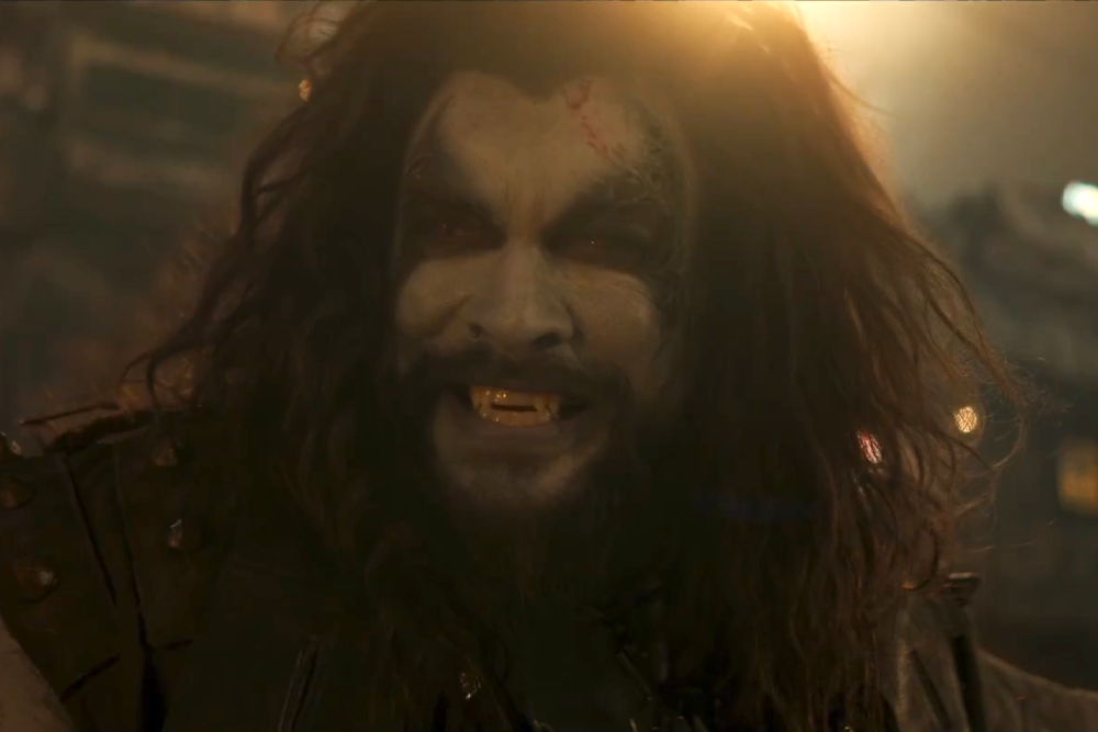 Lobo de Jason Momoa ganha teaser trailer em Supergirl