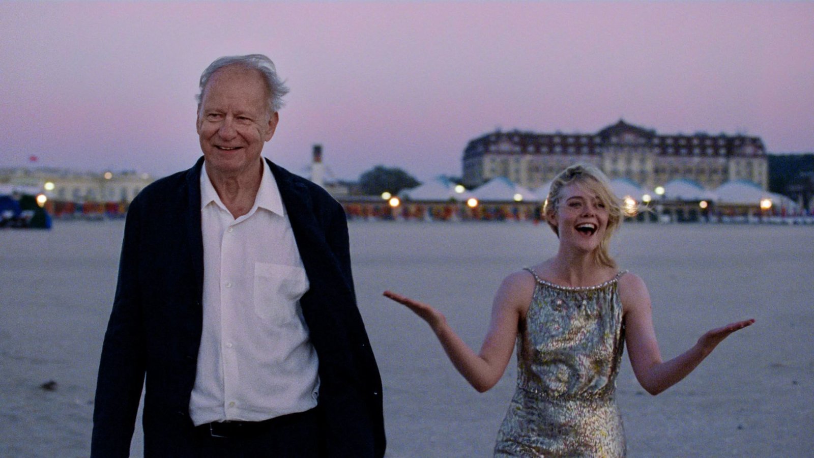 Valor Sentimental com Stellan Skarsgard e Elle Fanning ganha trailer oficial