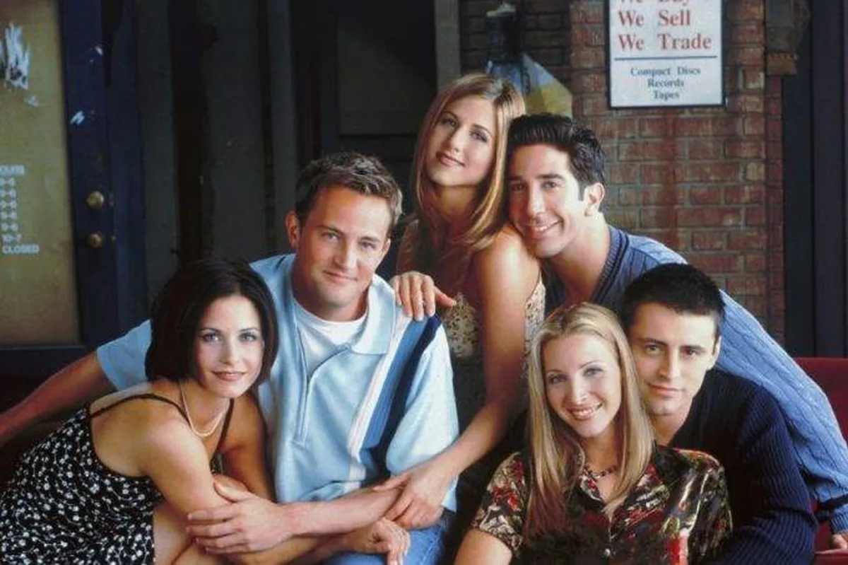 “Minha parte neurótica foi para o Ross”: roteirista Adam Chase revela à Ambrosia como dividiu sua personalidade em ‘Friends’