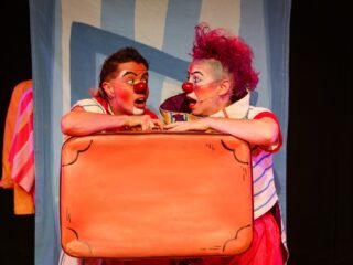 Circo di SóLadies | Nem SóLadies apresenta espetáculo 'O que será que tem na mala?'
