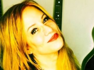 Jennifer Finch L7