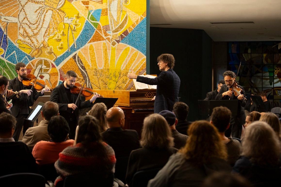 As Quatro Estações Bach Society Brasil foto EROICA conteúdo